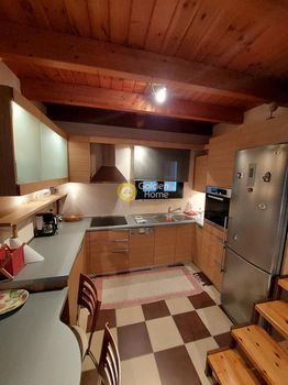 Maisonette 160sqm for rent-Arachova » Arachova