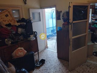 Διαμέρισμα 50 τ.μ. για πώληση, Πειραιάς, Αγία Σοφία-thumb-5