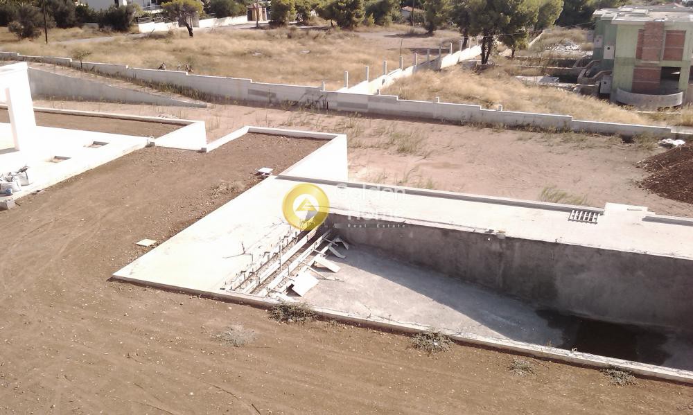 Μεζονέτα 400 τ.μ. προς πώληση, Λουτρά Ωραίας Ελένης