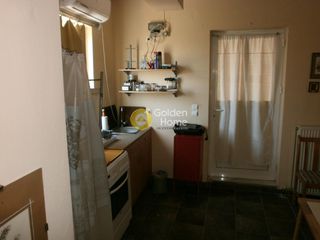 Κτίριο 298 τ.μ. για πώληση, Πειραιάς, Καμίνια-thumb-25