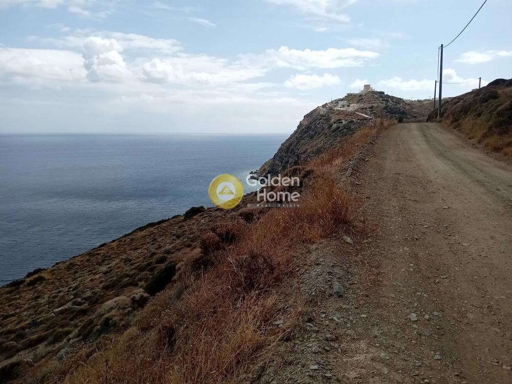 Οικόπεδο 8.835 τ.μ. προς πώληση, Κέντρο Πεύκων