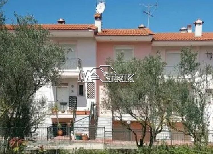 Μεζονέτα 70 τ.μ. προς πώληση, Καλάνδρα