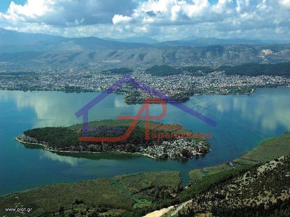 Αγροτεμάχια 6.650 τ.μ. για πώληση, Ν. Ιωαννίνων, Πέραμα