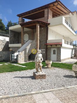 Μονοκατοικία 2.600τ.μ. για πώληση-Βίλια » Κέντρο