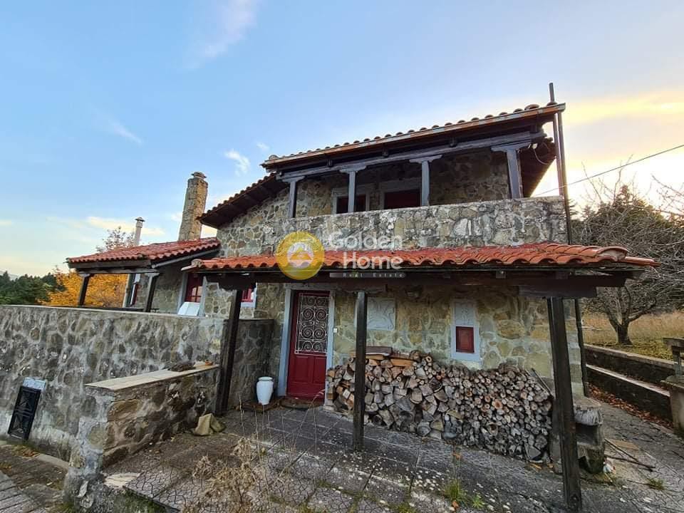Μονοκατοικία 240 τ.μ. πρός πώληση, Ευρυτανία, Δομνίστα