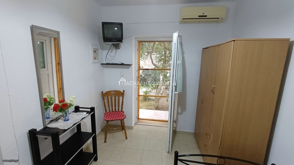Studio / γκαρσονιέρα 20 τ.μ. προς ενοικίαση, Τρία Πεύκα