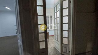 Γραφείο 9 τ.μ. προς ενοικίαση, Πλατεία Βάθης-thumb-2