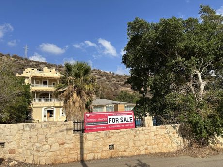 Hotel 2.709sqm for sale-Mallia » Stalida