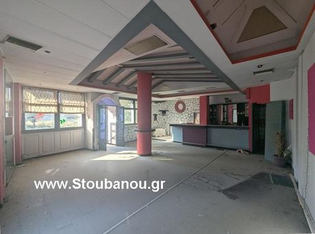Store 83sqm for rent-Amaliada » Kentro