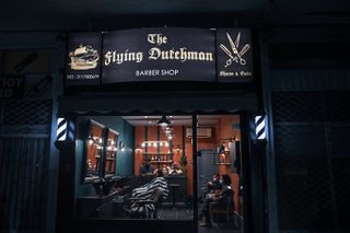 ΖΗΤΗΤΑΙ ΚΟΥΡΕΑΣ ΓΙΑ BARBERSHOP ΣΤΑ ΜΕΛΙΣΣΙΑ