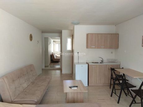 Studio 30sqm for rent-Heraclion Cretes » Treis Kamares
