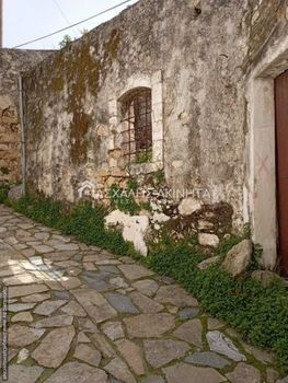 Land plot 210sqm for sale-Kouloukonas » Garazo