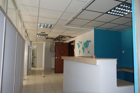 Office 214sqm for rent-Charilaou