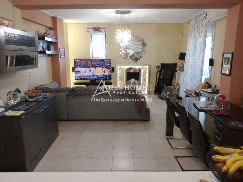 Διαμέρισμα 80 τ.μ. πρός πώληση, Πειραιάς, Καστέλλα