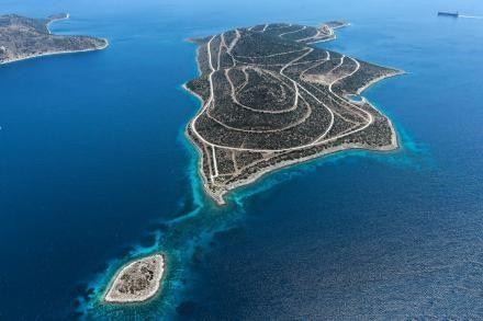 Νησί 12.000 τ.μ. πρός πώληση, Εύβοια, Στύρα