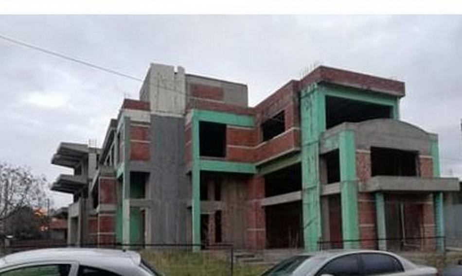 Business bulding 1.080 sqm for rent, Acharnes