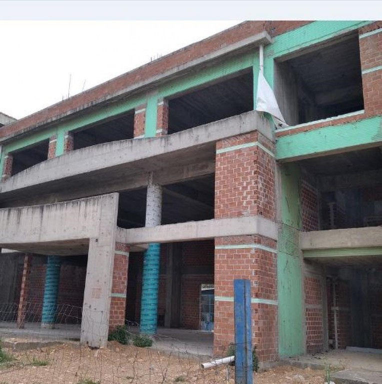 Business bulding 1.080 sqm for rent, Acharnes