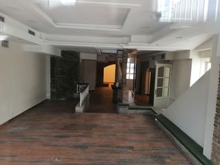 Κατάστημα 300 τ.μ. προς ενοικίαση, Μαρούσι-thumb-2
