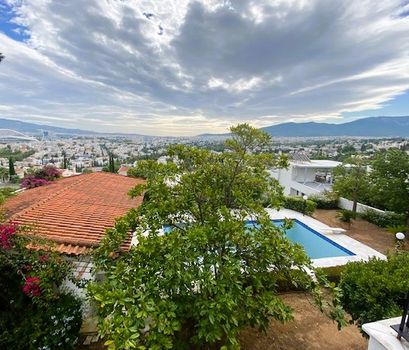 Μονοκατοικία 920 τ.μ. για ενοικίαση