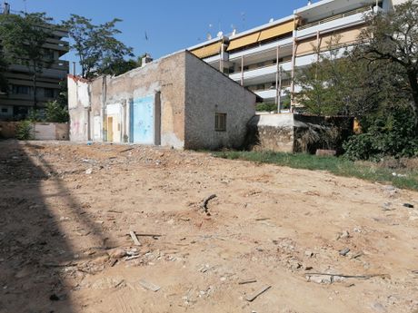 Land plot 640sqm for sale-Marousi
