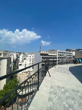 Office 140sqm for rent-Kentro