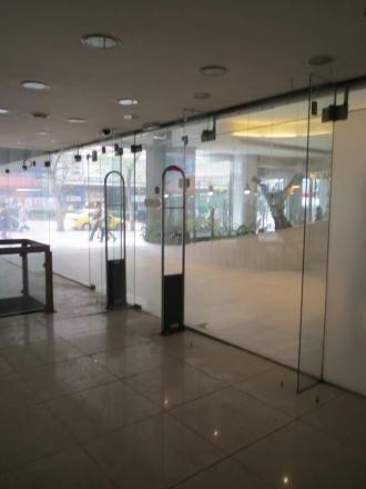 Κατάστημα 132 τ.μ. προς ενοικίαση, Ομόνοια Αθήνας