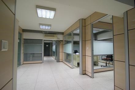 Επιχειρηματικό κτίριο 5.330 τ.μ. πρός πώληση, Αθήνα - Κέντρο, Κολωνός - Κολοκυνθούς