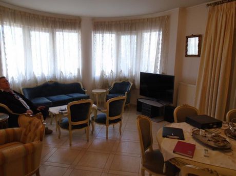 Business bulding 520sqm for sale-Gerakas