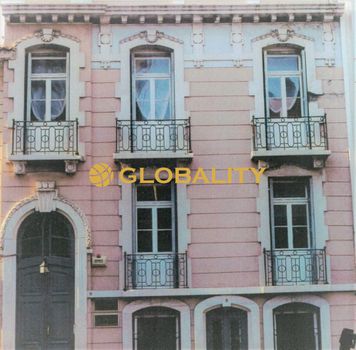 Building 385 sqm for sale