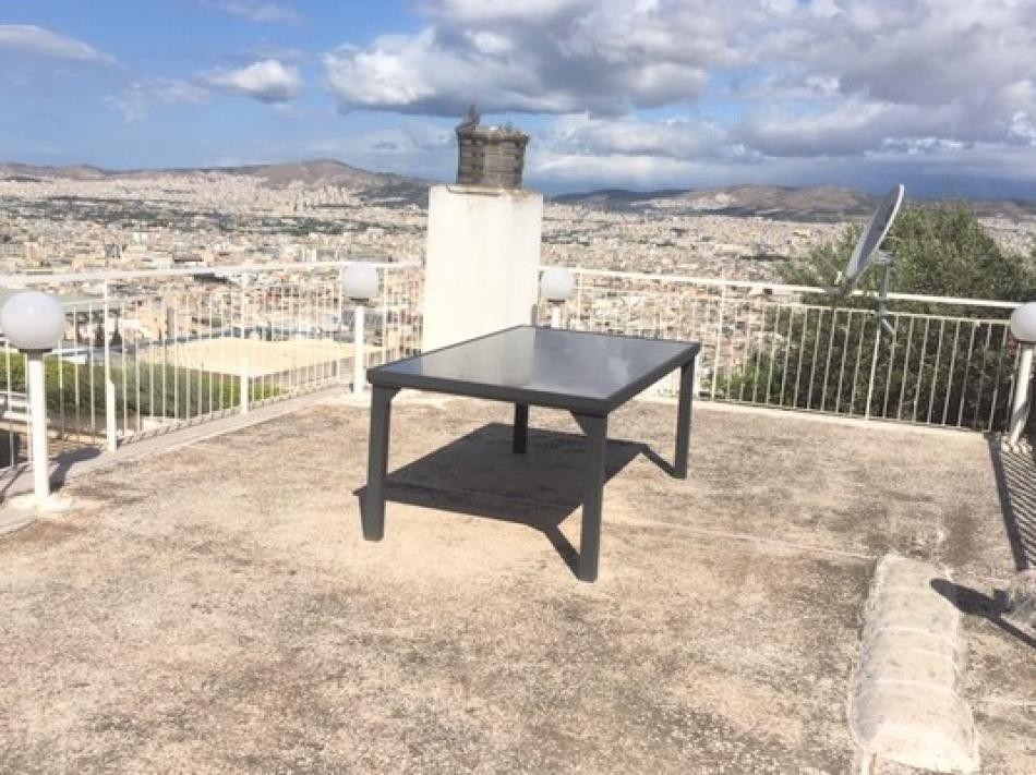 Κτίριο 400 τ.μ. πρός πώληση, Αθήνα - Κέντρο, Εξάρχεια - Νεάπολη