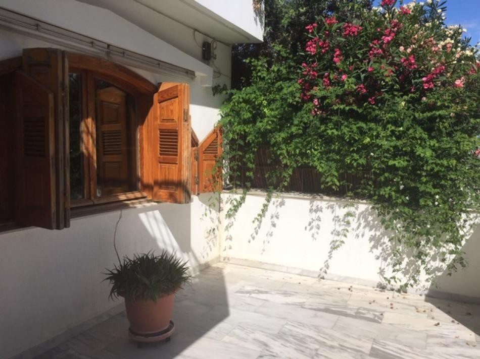 Κτίριο 400 τ.μ. πρός πώληση, Αθήνα - Κέντρο, Εξάρχεια - Νεάπολη