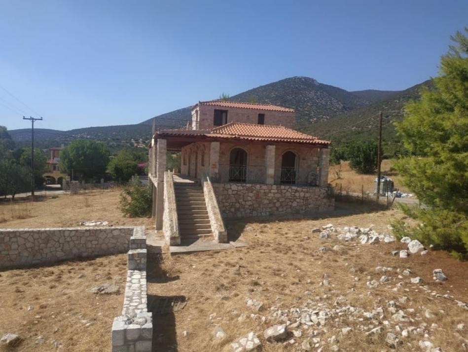 Κτίριο 280 τ.μ. προς πώληση, Σαλάντι