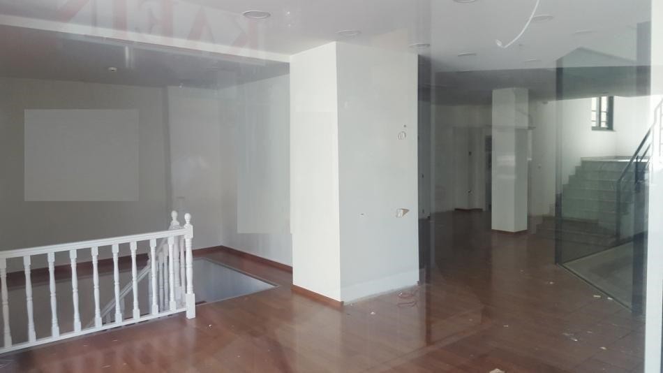 Κατάστημα 360 τ.μ. προς ενοικίαση, Νέα Σμύρνη