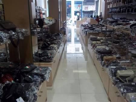 Store 370 sqm for sale
