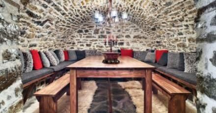 Hotel 700sqm for sale-Papigko