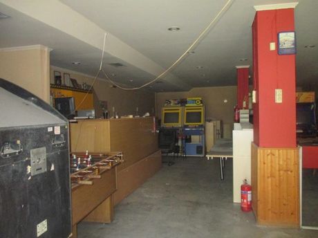 Store 167 sqm for sale