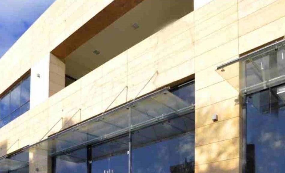 Κατάστημα 210 τ.μ. προς ενοικίαση, Άγιος Κωνσταντίνος Αττικής