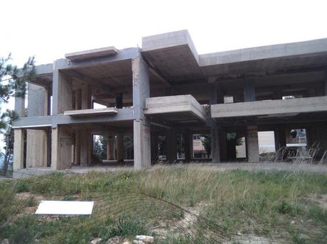Building 920 sqm for sale