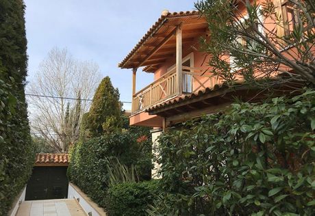 Maisonette 375sqm for rent-Kifisia