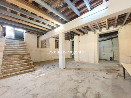 Κατάστημα 121τ.μ. για ενοικίαση-Ιστορικό κέντρο