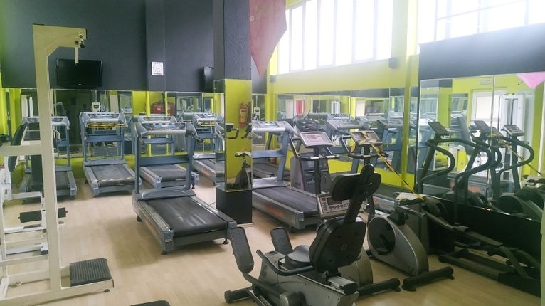 Business 900 sqm for sale, Athens - West, Agioi Anargiroi