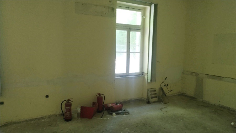 Επιχειρηματικό κτίριο 1.000 τ.μ. προς πώληση, Πλατεία Βάθης