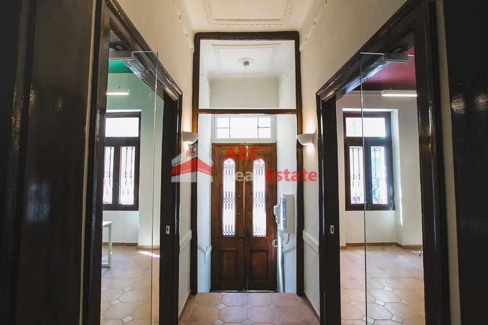 Κτίριο 370 τ.μ. προς πώληση, Σταθμός Λαρίσης