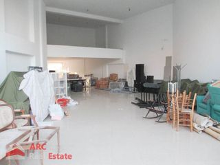 Store 200 sqm for rent