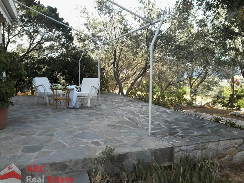 Μονοκατοικία 400 τ.μ. προς πώληση, Αγία Άννα Κορίνθου