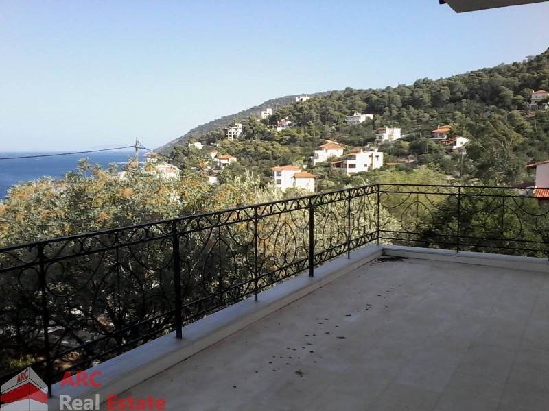 Μονοκατοικία 400 τ.μ. προς πώληση, Αγία Άννα Κορίνθου