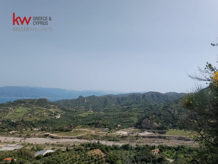 Οικόπεδο 2.120 τ.μ. προς πώληση, Πάτρα