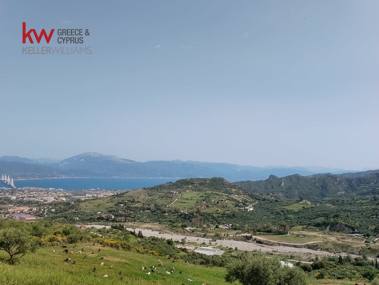Οικόπεδο 2.120 τ.μ. προς πώληση, Πάτρα