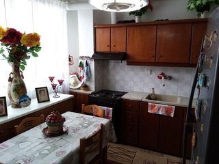 Κτίριο 240 τ.μ. για πώληση, Πειραιάς, Αγία Σοφία-thumb-1