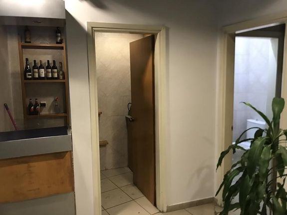 Επιχειρηματικό κτίριο 1.890 τ.μ. για πώληση, Πειραιάς - Προάστια, Κερατσίνι